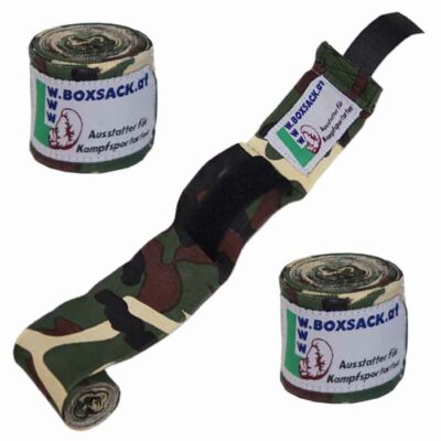 Halbelastische Boxbandagen im Camouflage-Design in Grün-Braun mit Daumenschlaufe und Klettverschluss.