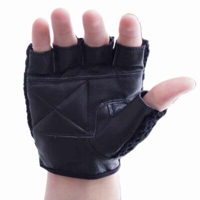 Mesh-Gewichtheberhandschuhe in Schwarz mit ergonomischem Design für maximalen Tragekomfort.