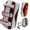Muay Thai Schlagpolster PLATIN aus robustem Leder in Schwarz, Weiß und Rot mit ergonomischer Form.