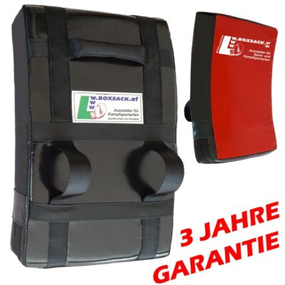 Gebogenes Schlagpolster PRIME in Schwarz-Rot mit 3 Jahren Garantie, geeignet für Studio- und Vereinstraining.