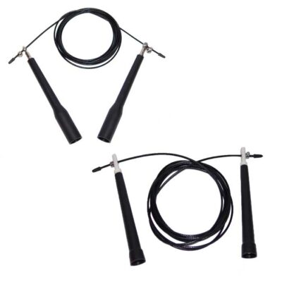 Professionelles Speed Springseil mit dünnem Stahlseil, PVC-Ummantelung und verstellbarer Länge.