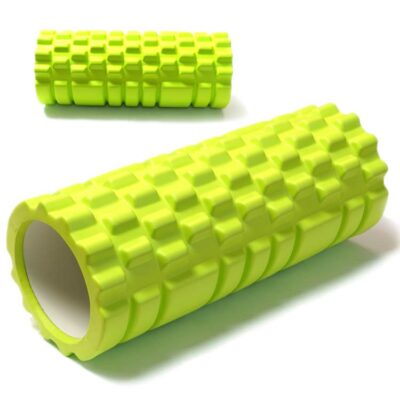 Neongrüner Foam Roller für effektives Faszientraining und Muskelentspannung.