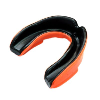 Zahnschutz Shock Master in Orange-Schwarz mit hygienischer Aufbewahrungsdose.