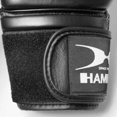 hammer-boxhandschuhe-schwarz-leder-naehe-verarbeitung-detailaufnahme