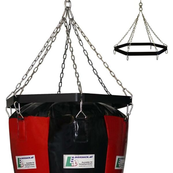 Nahaufnahme des Boxsacks CONE mit montiertem Haltering und Ketten, ideal für intensives Training in Österreich.