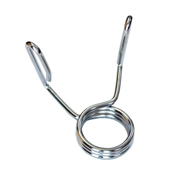 Robuster Olympia-Federverschluss aus verchromtem Stahl mit ergonomischem Griff.