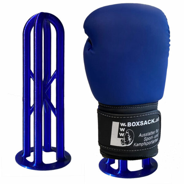 Blauer Glove Dry Handschuhtrockner neben einem Boxhandschuh, ideal für trockene Handschuhe.